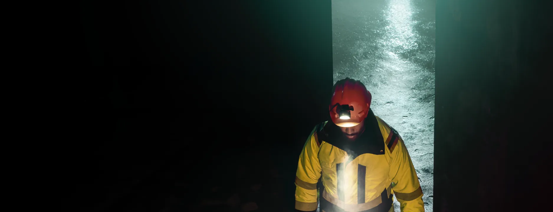 Luna darba apģērba vizuālis